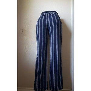 For Bundles Only At least 5 items Love Nation Casual Pants High Rise Small